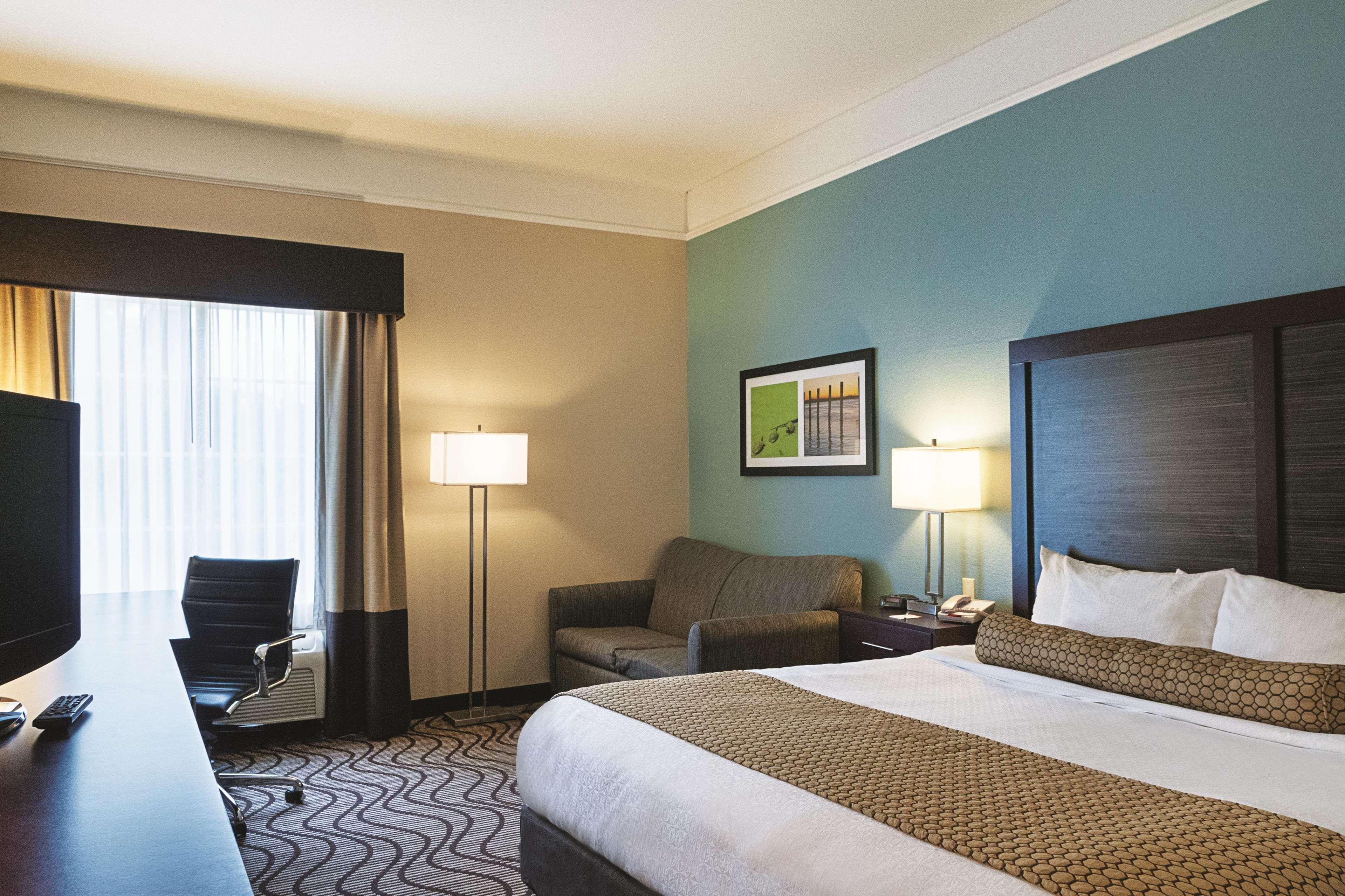 La Quinta By Wyndham Houma Hotell Exteriör bild