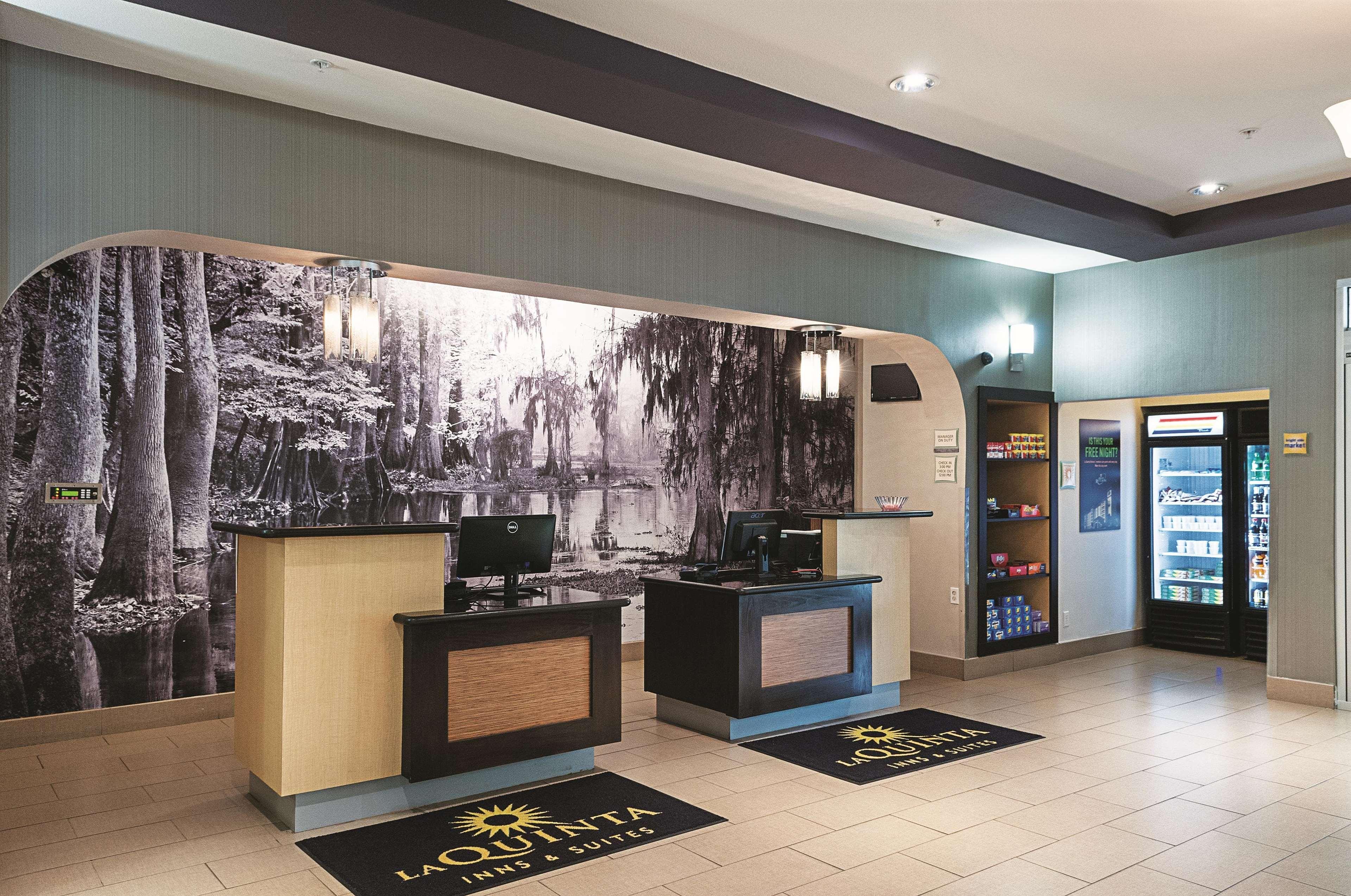 La Quinta By Wyndham Houma Hotell Exteriör bild