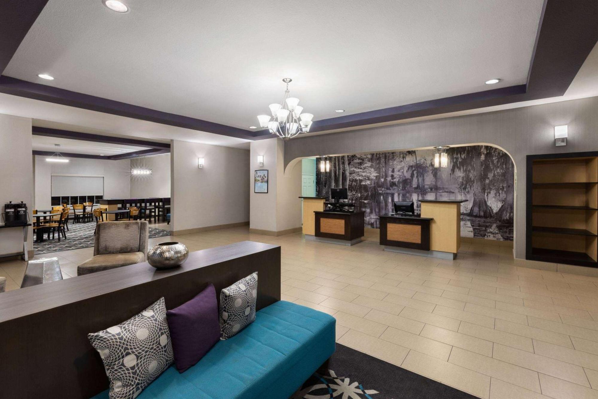 La Quinta By Wyndham Houma Hotell Exteriör bild