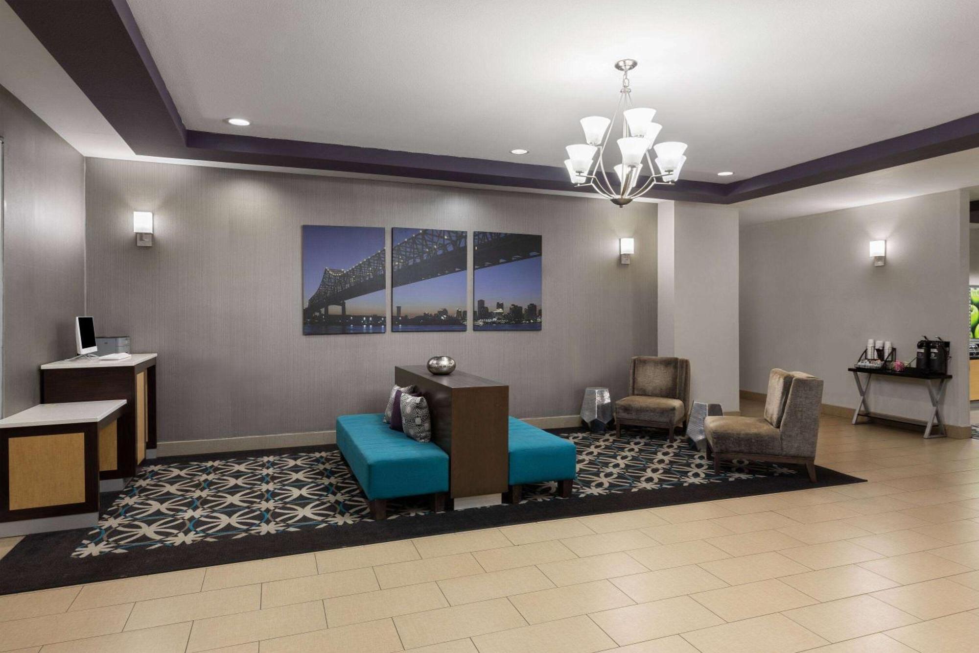 La Quinta By Wyndham Houma Hotell Exteriör bild