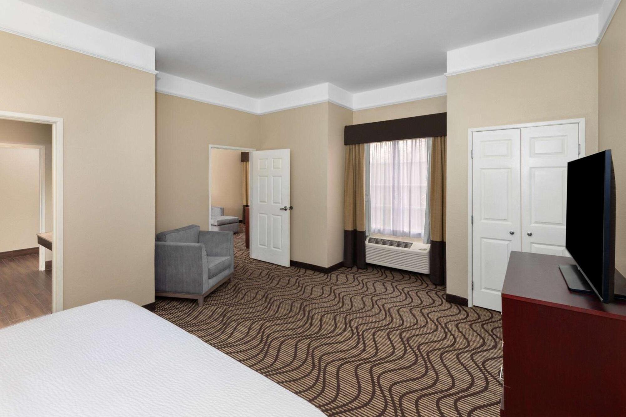 La Quinta By Wyndham Houma Hotell Exteriör bild