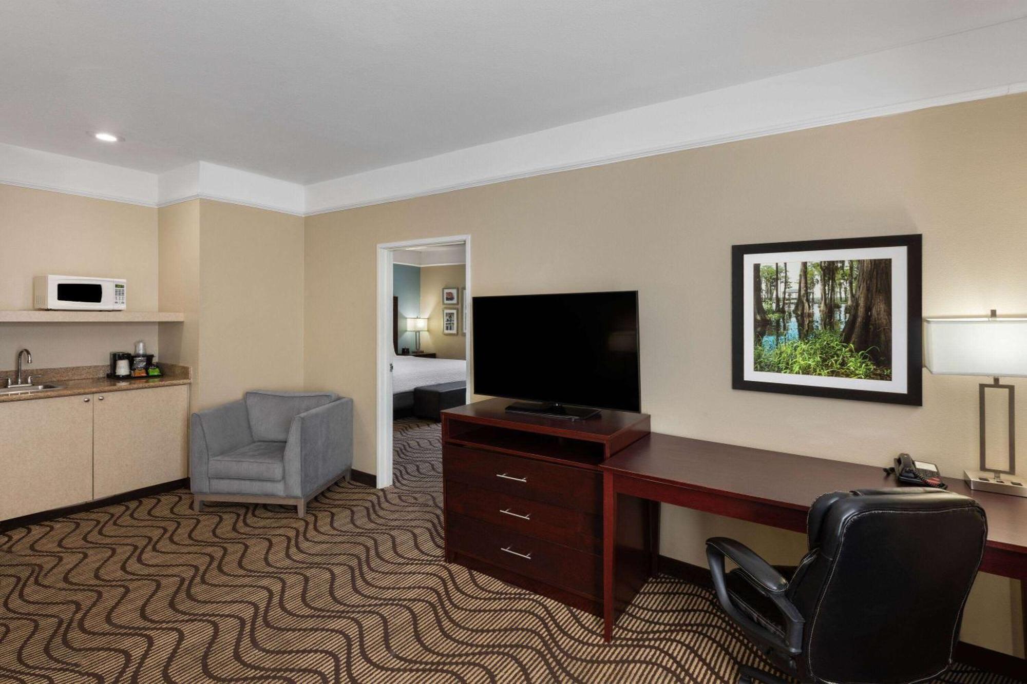 La Quinta By Wyndham Houma Hotell Exteriör bild